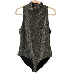 H&M Women’s Large sleeveless turtleneck bodysuit.